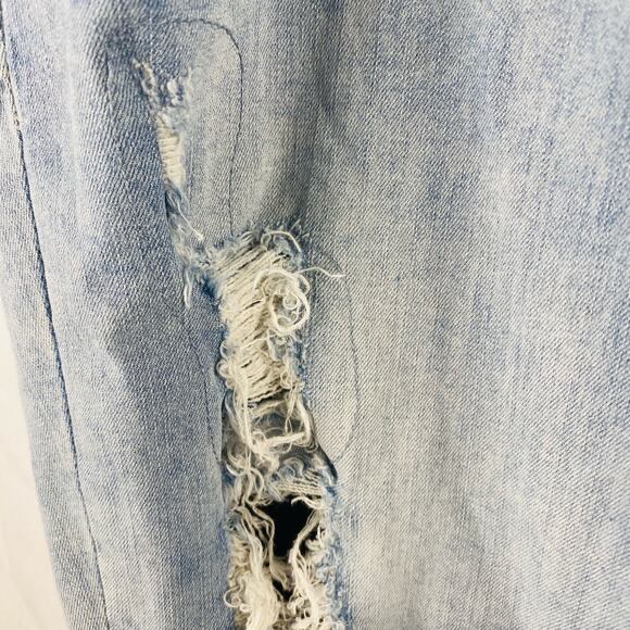 Torrid Light Wash Distressed Raw Hem Boyfriend Jeans Size 20 - Picture 5 of 9